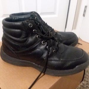 Propet Four Points Mid II Black Boots